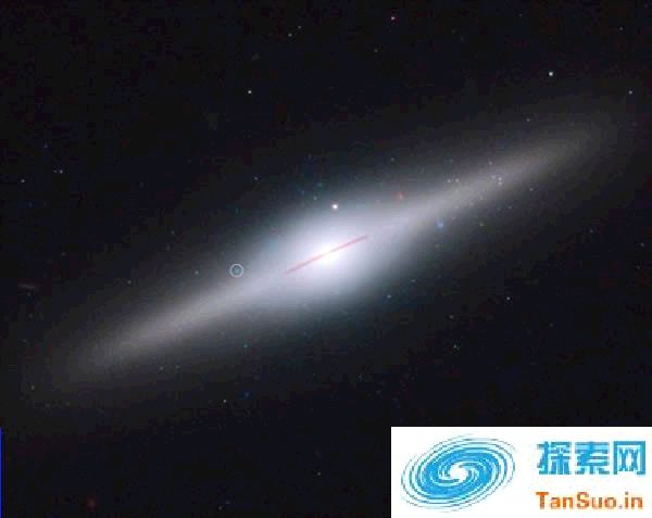 黑洞撕碎恒星景象_视频记录黑洞撕裂恒星瞬间_