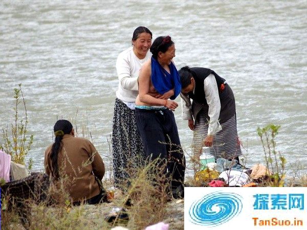 藏族文化——男女共浴的“沐浴节”